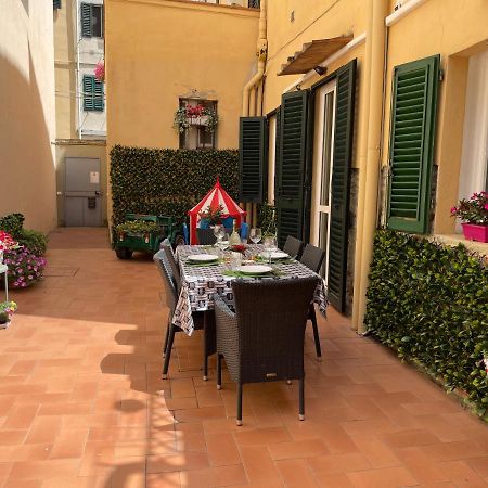 פירנצה Santa Croce Garden Apartment מראה חיצוני תמונה