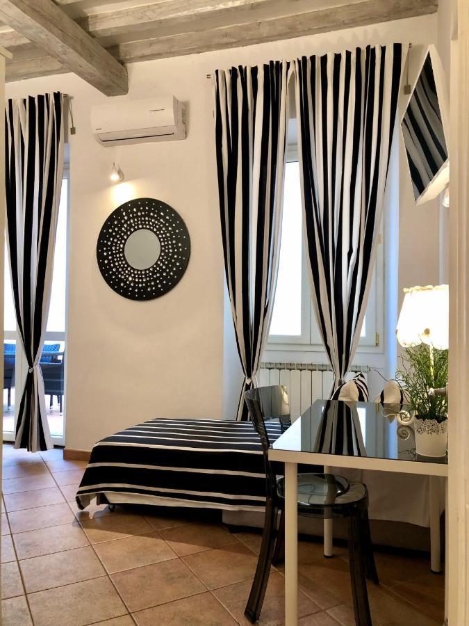 פירנצה Santa Croce Garden Apartment מראה חיצוני תמונה